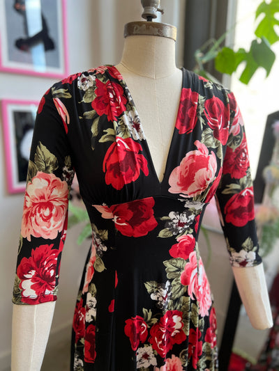 Raquel Maxi Dress in Red Rose Print