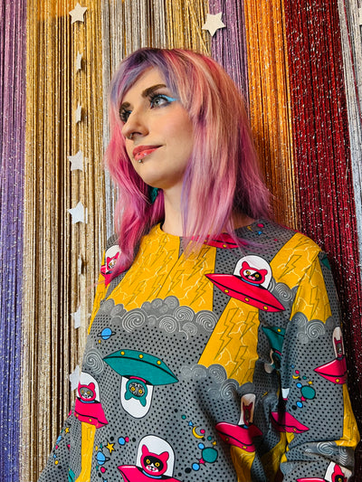 Cats in Space Terry Pullover