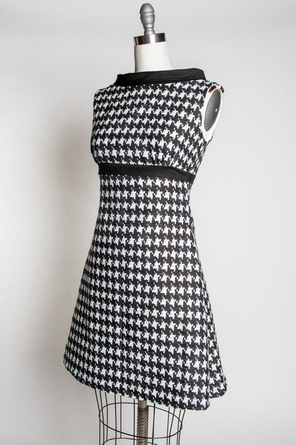 Fifi Dress in Houndstooth