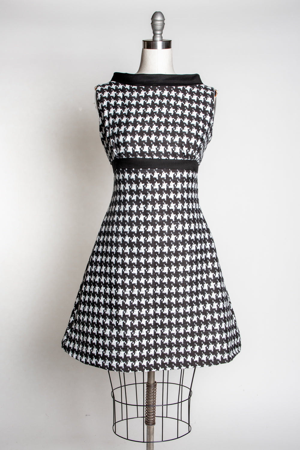 Fifi Dress in Houndstooth