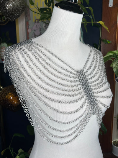 The Cage Shoulder Chain