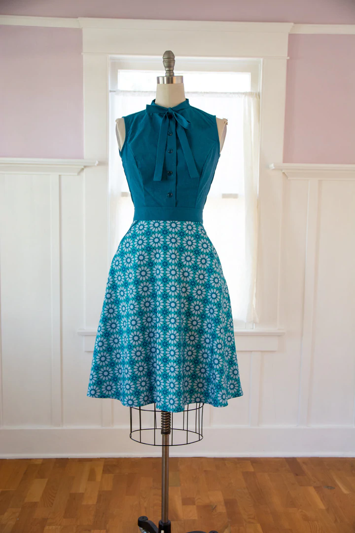 Happy Daisy Alina Skirt in Blue