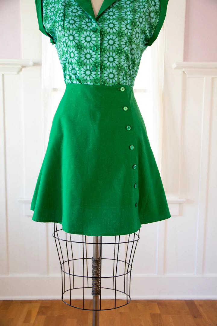 Cici Mini Skirt in Emerald